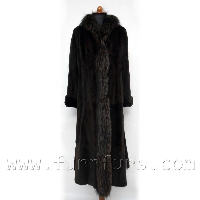 Weasel fur coat with fox