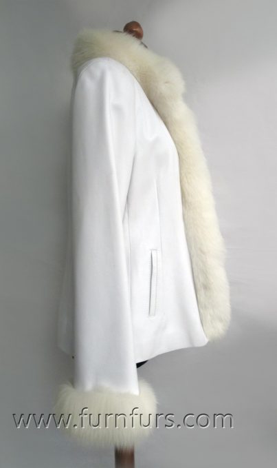 Lamb leather jacket with fox fur