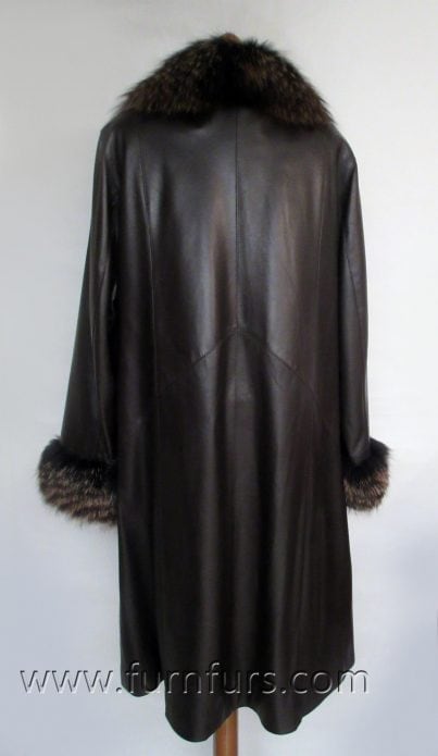 Lamb leather coat with fox fur